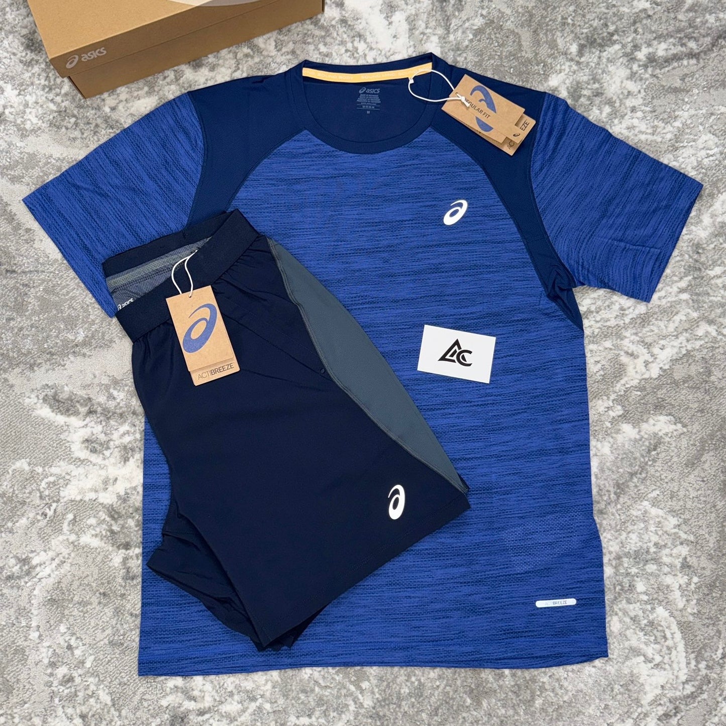 Asics Road T-Shirt Cobalt & 7' Midnight 7" Road Shorts