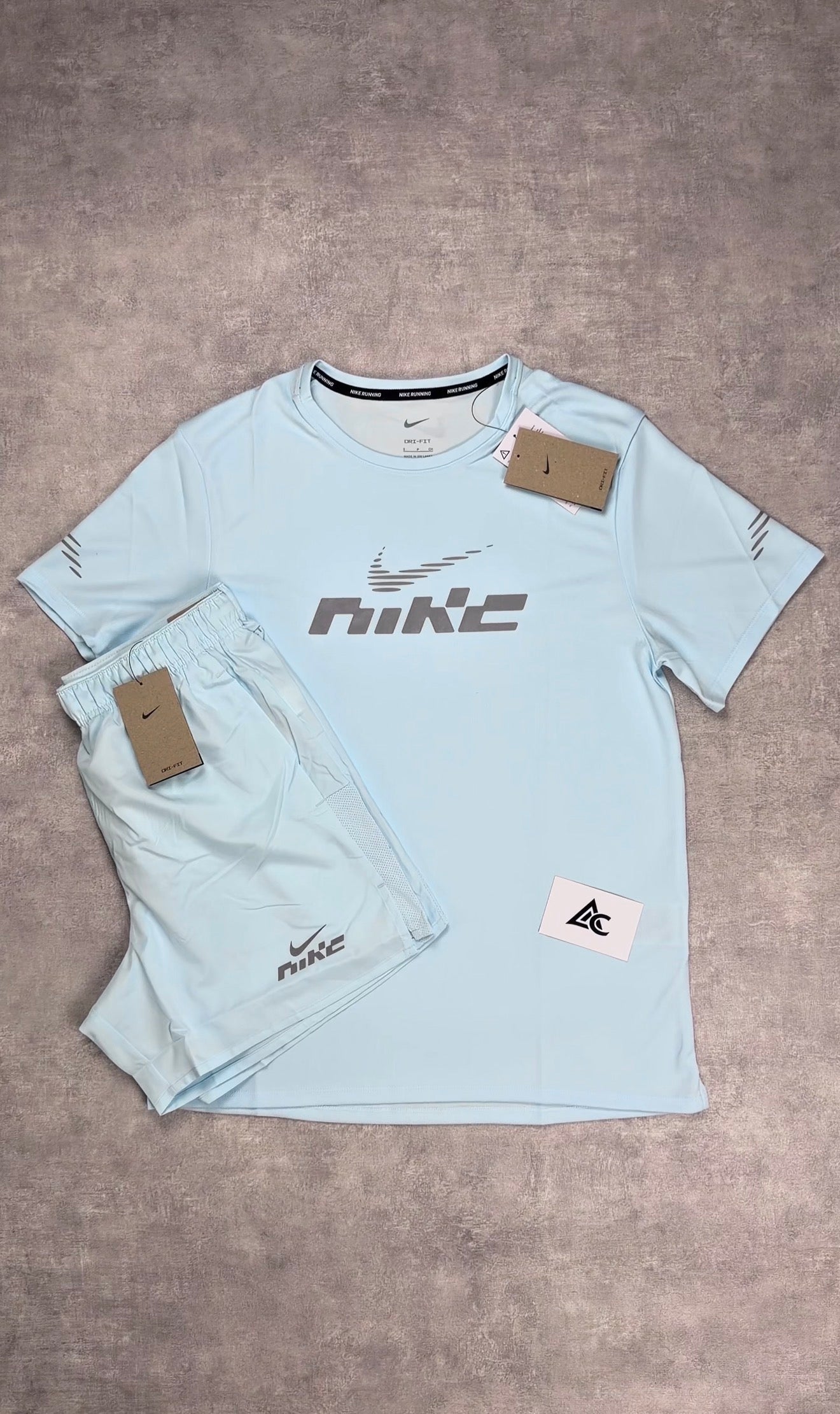 NIKE Swoosh Set (Light Blue)